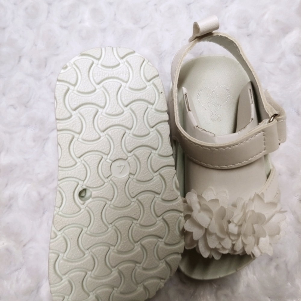 Shoes - Picture 3 of 10